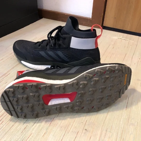 Adidas Terrex Free Hiker - Picture 2 of 4